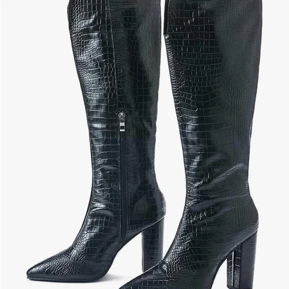 NIB Pauvaody Black Snakeskin Faux Leather Knee High Tall Pointed Heel Boots 7 - Picture 5 of 16